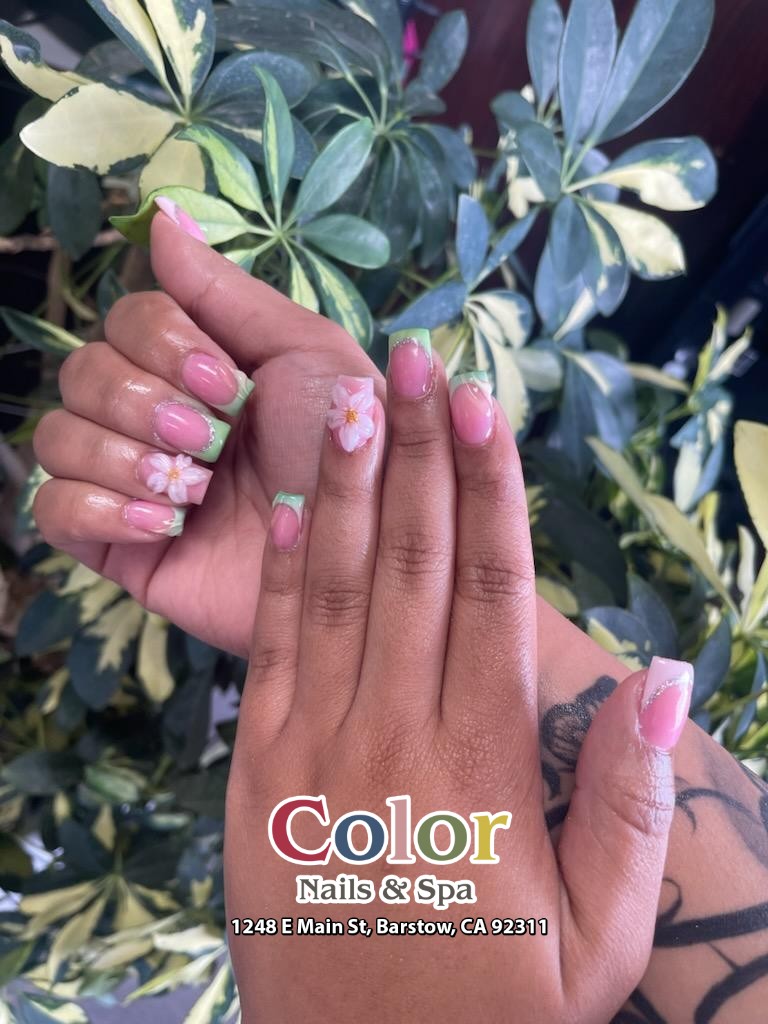 Color Nails & Spa